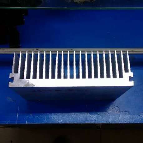 焊机模组散热器